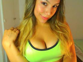 ▷ Cam de Stella May ¦» argentina de 19 años 【𝐄𝐍𝐓𝐑𝐀】